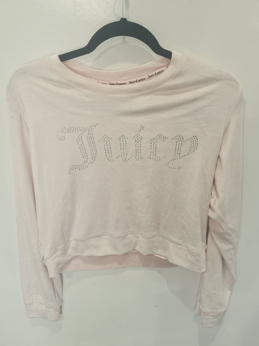 NWOT Juicy Couture Pale Pink Rhinestone Logo Cropped Sweatshirt Size M Y2k